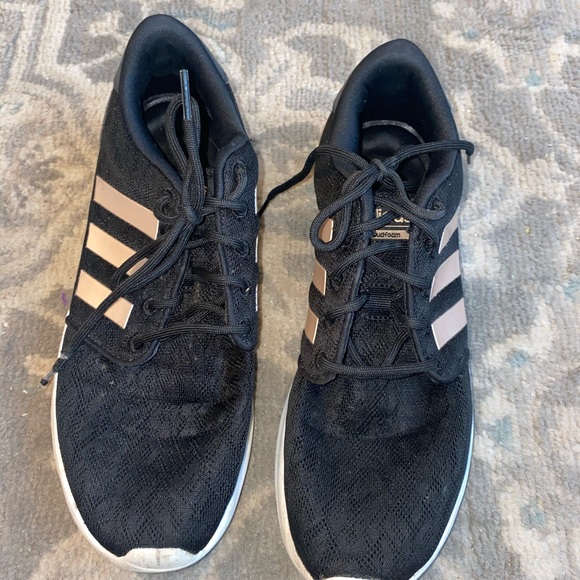 cute black tennis shoes